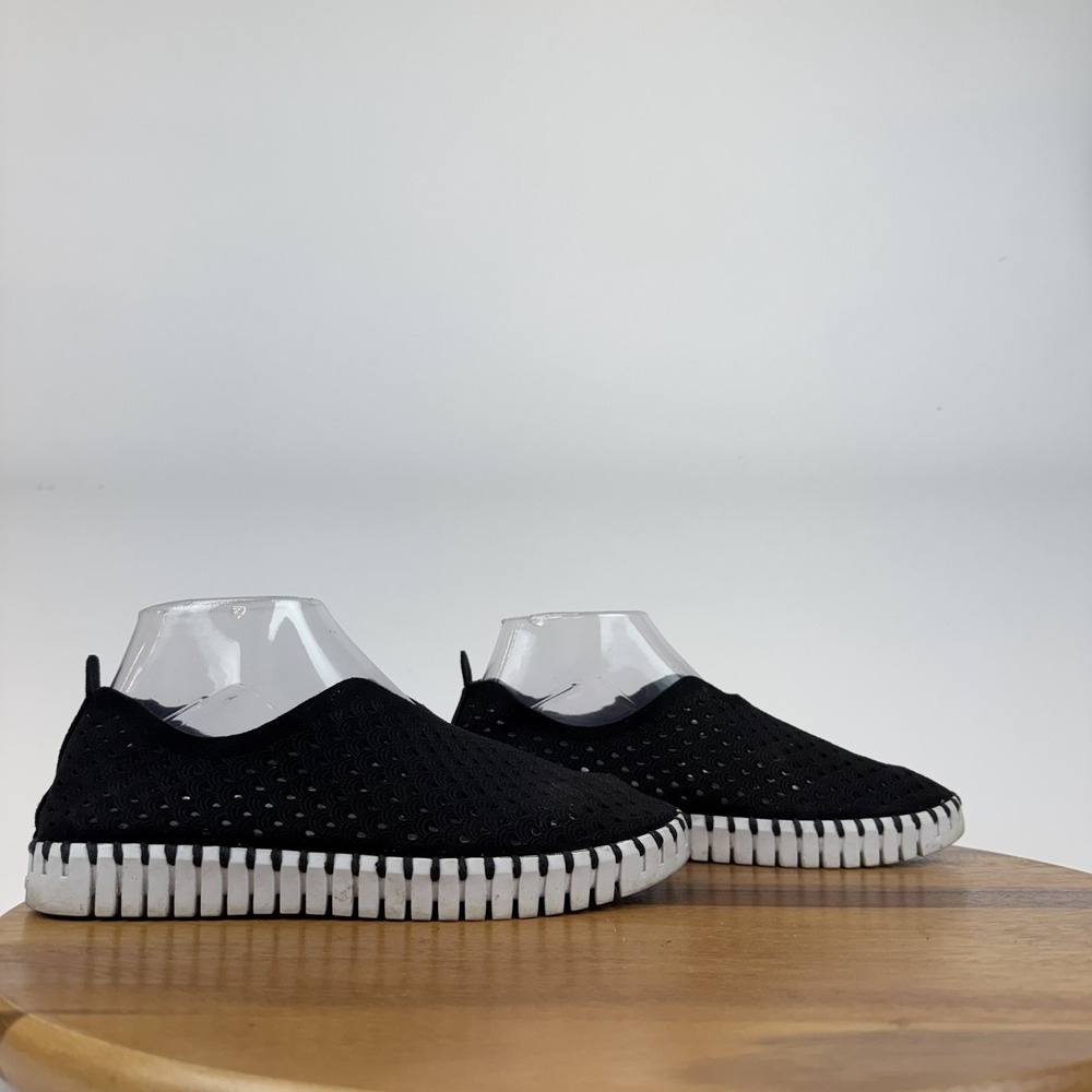 Womens Ilse Jacobsen Tulip Laser Cut Perforated Black Leather Sneakers Size 37